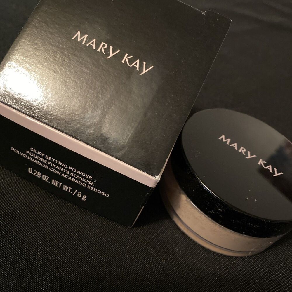 Mary Kay Silky Setting Powder Medium Ivory